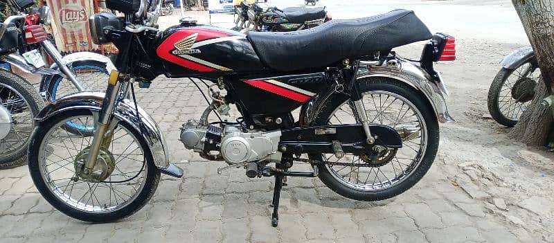 honda70cc1992 model total jenion condition bike 12