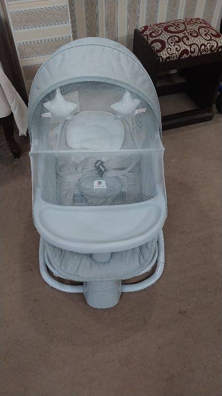 Baby swing cot 2