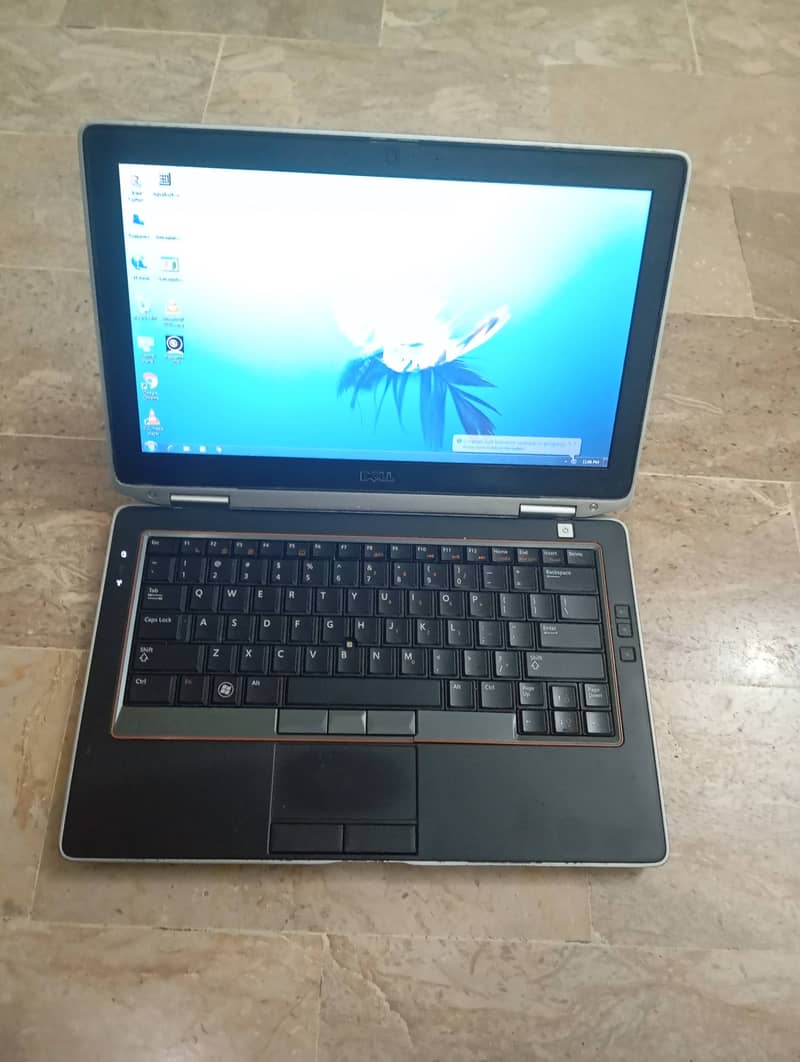 Dell Latitude 6320 core i5 (2nd generation) 12