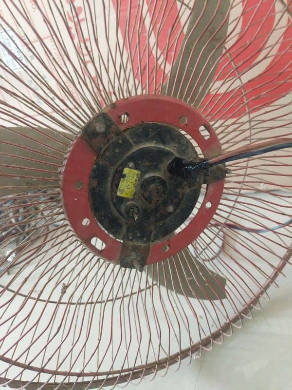 Used 12V DC fan with Heavy motor of 3.5 Ampere Best for Shops 1