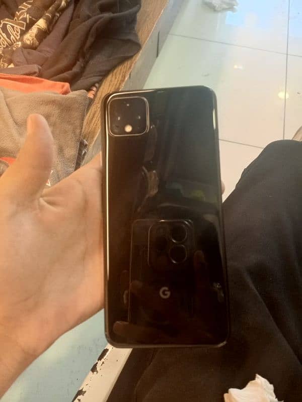 urgent sale google pixel 4XL in a very good condition 3