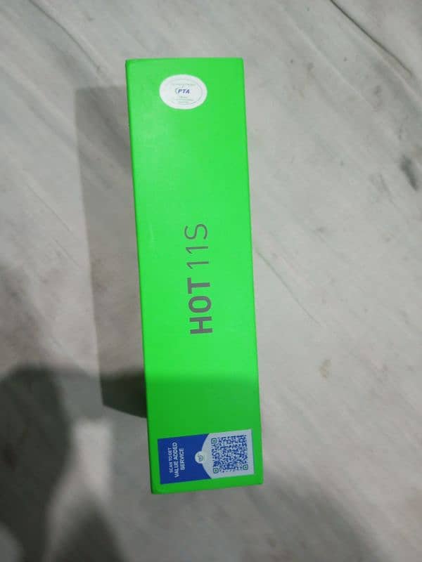 Infinix Hot 11s 4/128 GB Box and charger 5