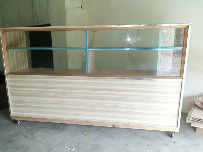 new condition showcase for sale call number 03145441119 3