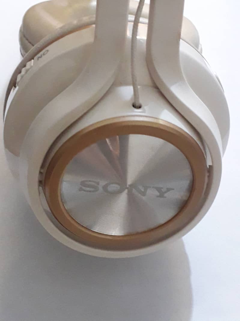 Sony Original S110 wireless Headphones 2