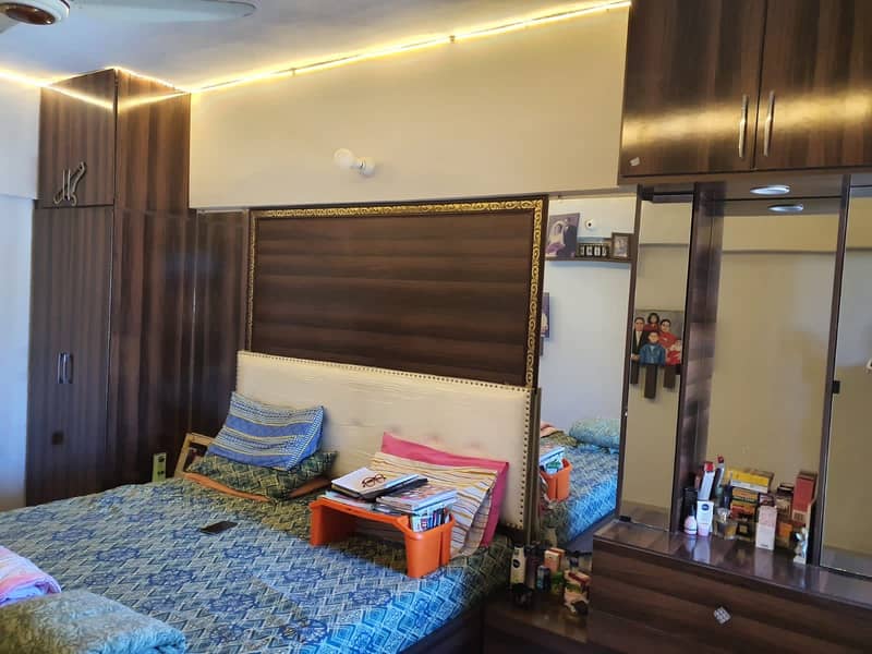 1700 Square Feet Flat In Diamond Residency 11