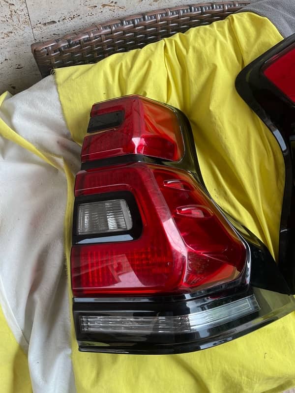 Land Cruiser Prado rear tail lights 2