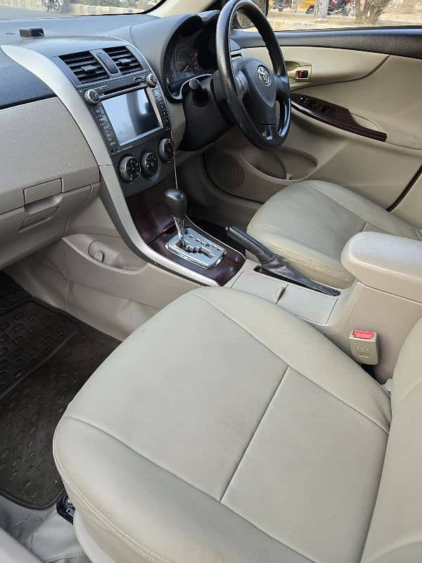 Toyota Corolla GLI 2012 Automatic 1.6 2
