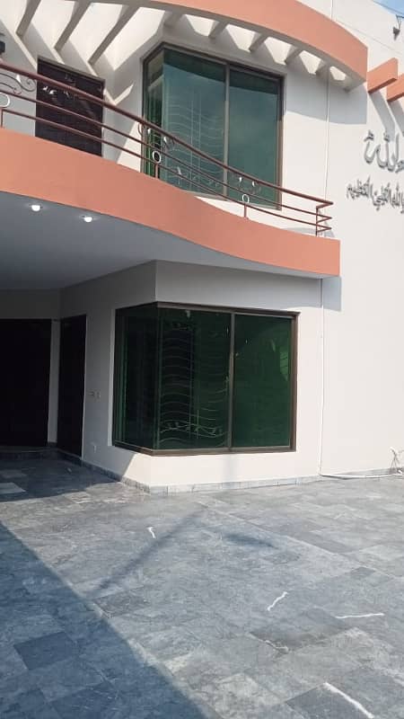 Prime Location 4 Beds 10 Marla House for Sale in Block A Green City Barki road Lahore. 6