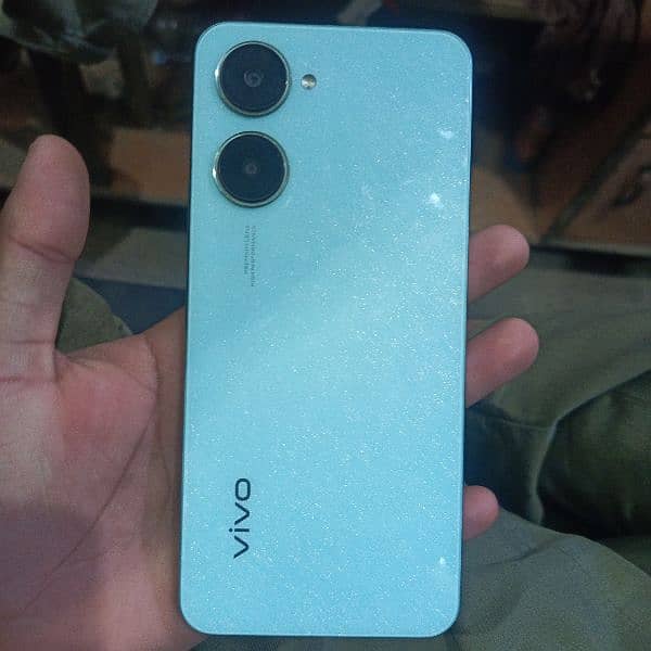 vivo y03 4/64 full box condection 10/10 0