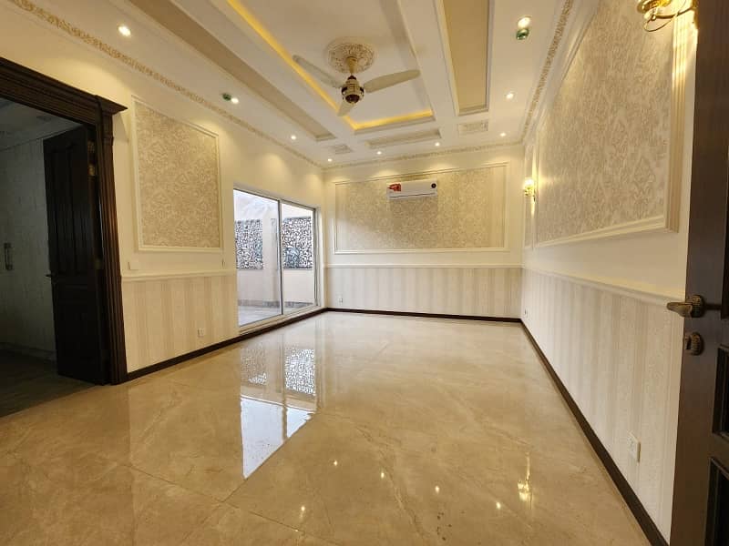 Unoccupied House Of 40 Marla Is Available For sale In DHA Defence 3