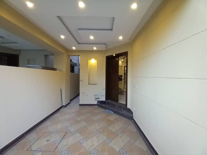 10 Marla House For Sale In Defence Raya Lahore 4