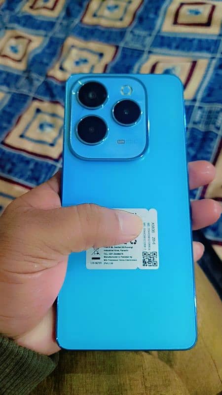 infinix Hot 40 blue colour 16/256 0