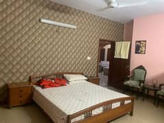 Double Storey 400 Square Yards House Available In Gulshan-e-Iqbal - Block 6 For sale