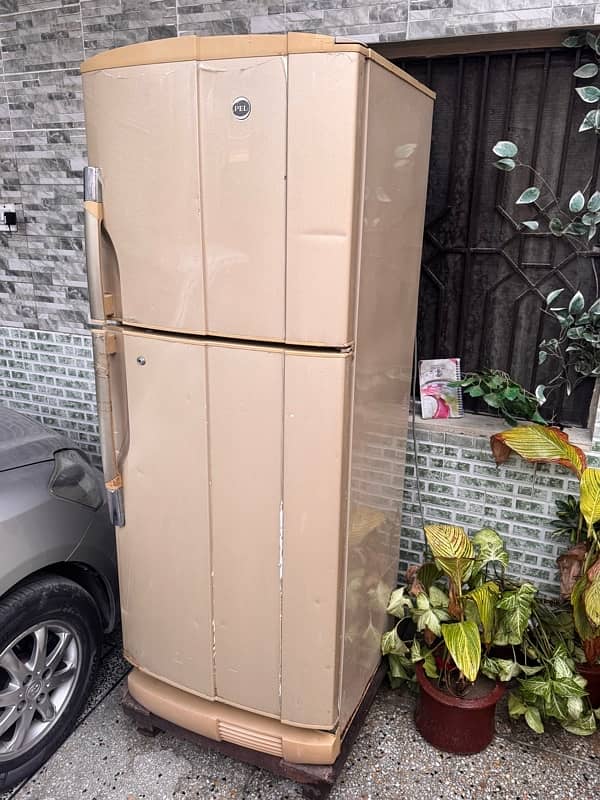 PEL Refrigerator Fridge Large Size 0