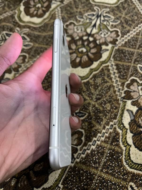 iphone 11 64gb non pta 4