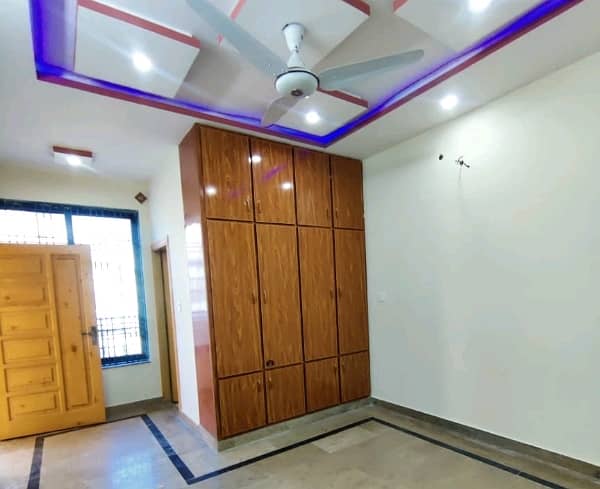 Affordable Upper Portion For rent In G-16 6