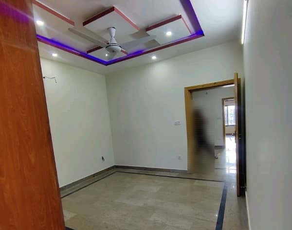 Affordable Upper Portion For rent In G-16 9