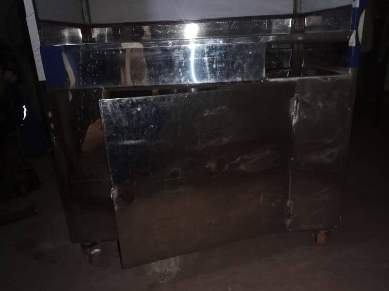 food counter pure steel men hai 12