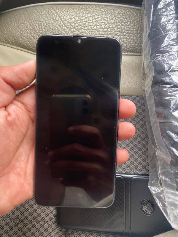 Realme 3  (4, 64) Urgent sale 7