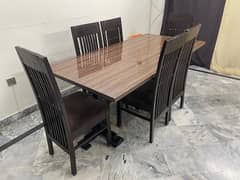 Dinning table for sale