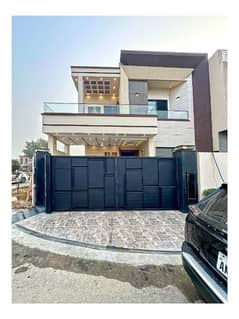 Brand new 10 Marla Beautifully Designed Modern House for Rent in DHA Phase 8 Ex Air Avenue