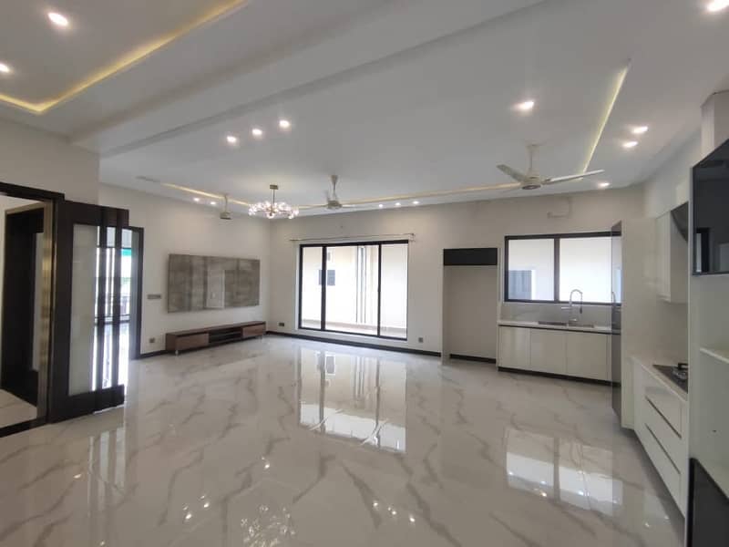 Brand New 10 Marla Beautifully Designed Modern Upper Portion For Rent In DHA Phase 8 2