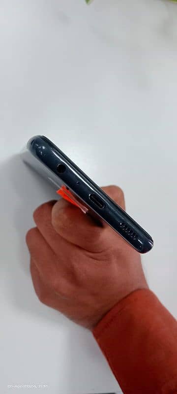 Samsung A13, PTA Approved, 10/10 Condition 8