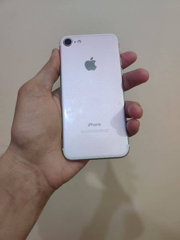 iPhone 7 32gb Pta approve with box 7