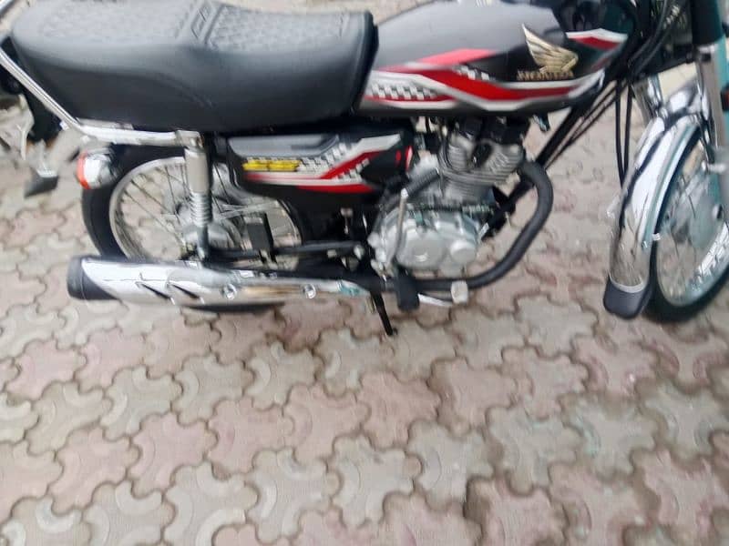 ammm seeling honda 125 black CLR neat nd clean 4