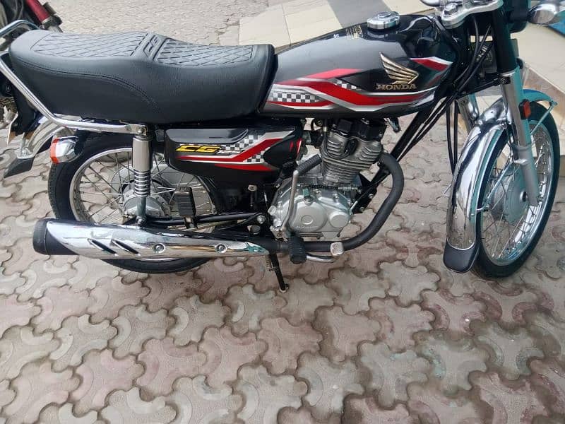 ammm seeling honda 125 black CLR neat nd clean 9