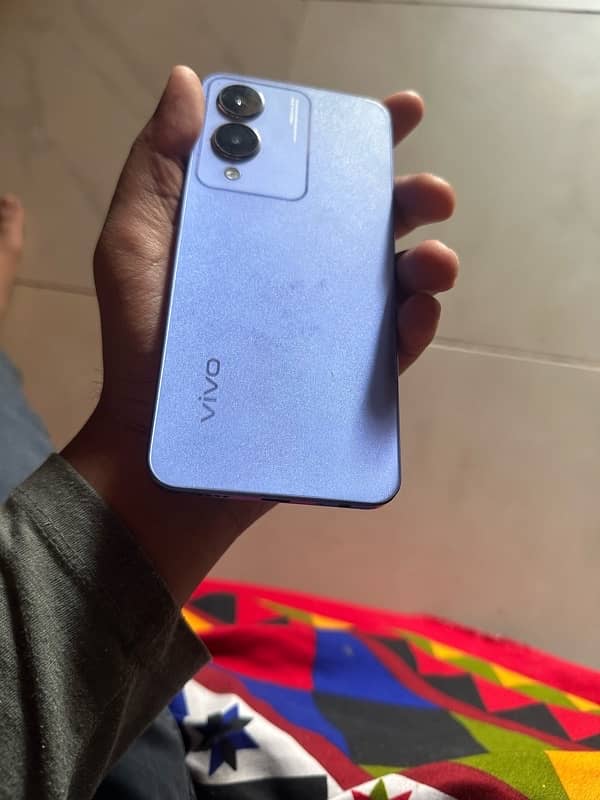 vivo y17s 2