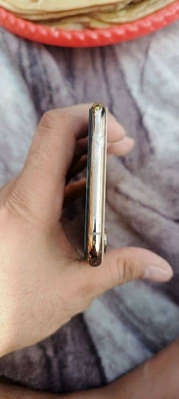 iphone xs Max non PTA 5