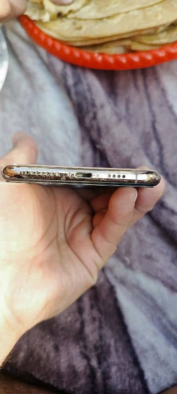 iphone xs Max non PTA 6