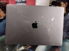 Macbook pro 2017 / laptop for sale