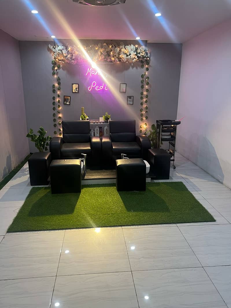 Beauty Saloon For Sale / Running Saloon | Best Option For Sale 12