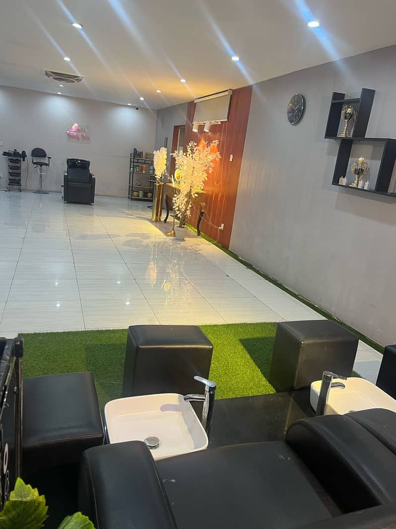 Beauty Saloon For Sale / Running Saloon | Best Option For Sale 13