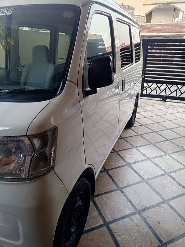 Daihatsu Hijet 2011 2