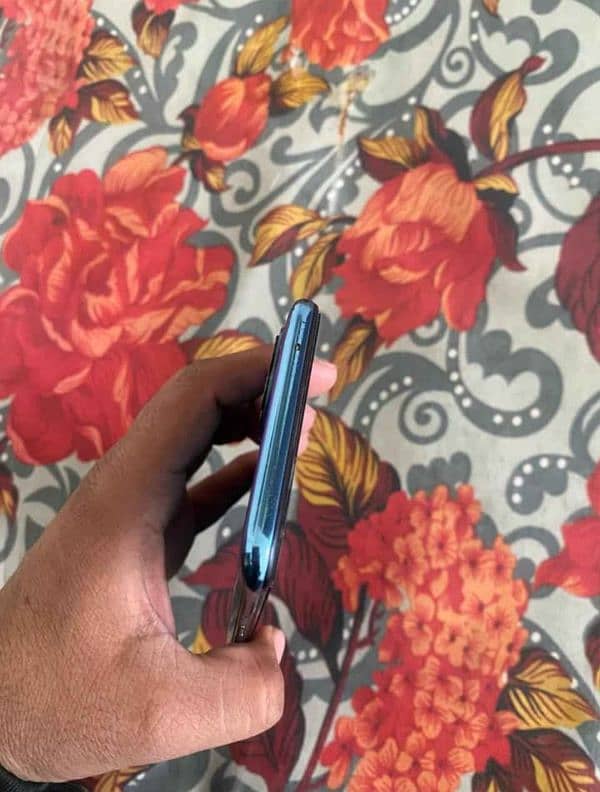Oppo F17 Pro 8 GB 128 GB Contact Number, 0305,694,94,75 3