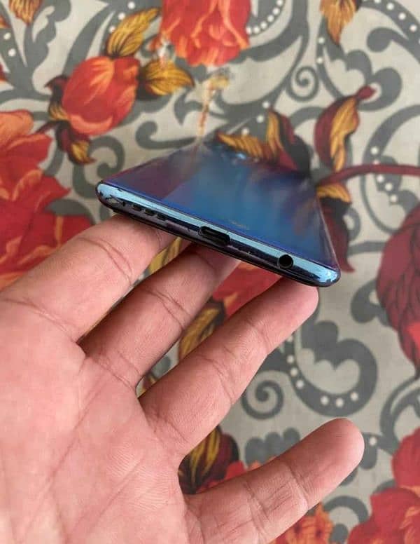 Oppo F17 Pro 8 GB 128 GB Contact Number, 0305,694,94,75 4