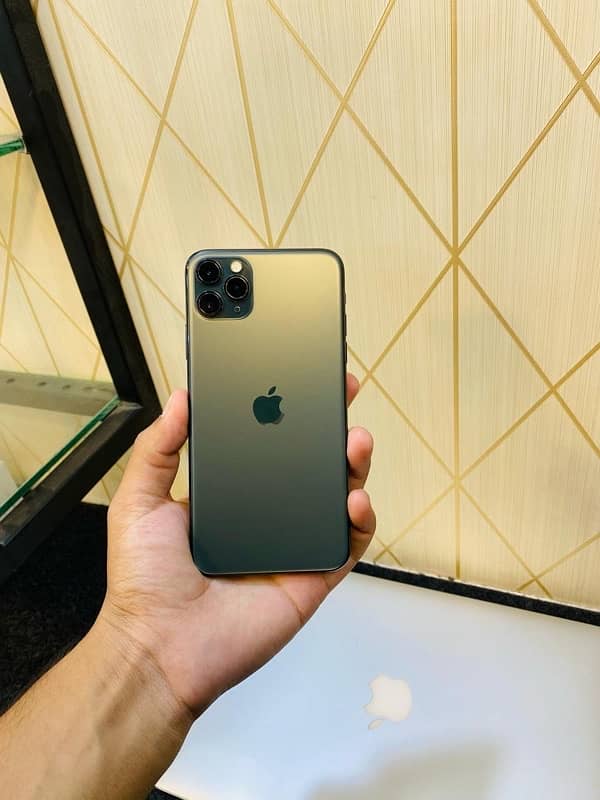 iPhone11 Pro Max 64gb 0