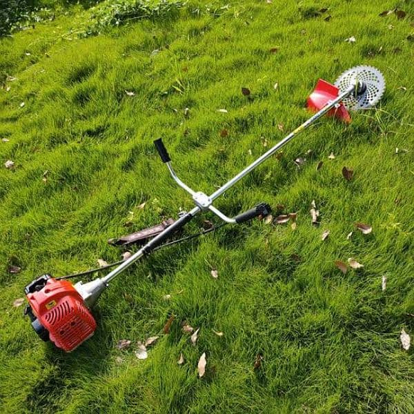 BRUSH CUTTER MACHINE , GRASS CUTTER MACHINE , WHEAT CUTTING REAPER 10