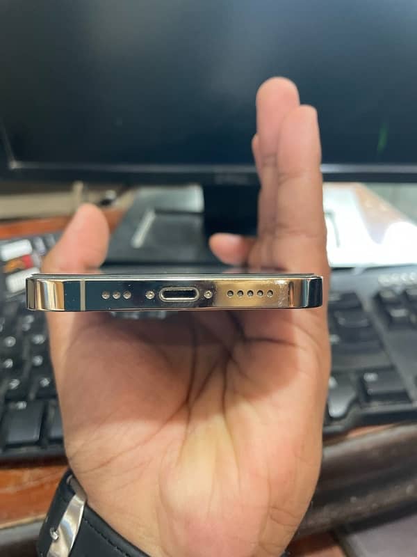 iphone 12 pro PTA proved 2