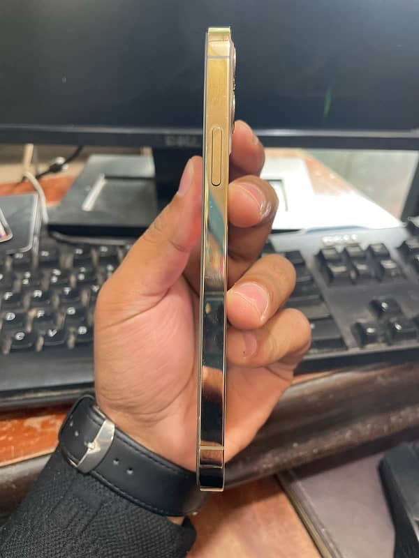 iphone 12 pro PTA proved 3