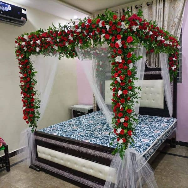 Decore rooms and cars from fresh flowers and artificial flowers 2