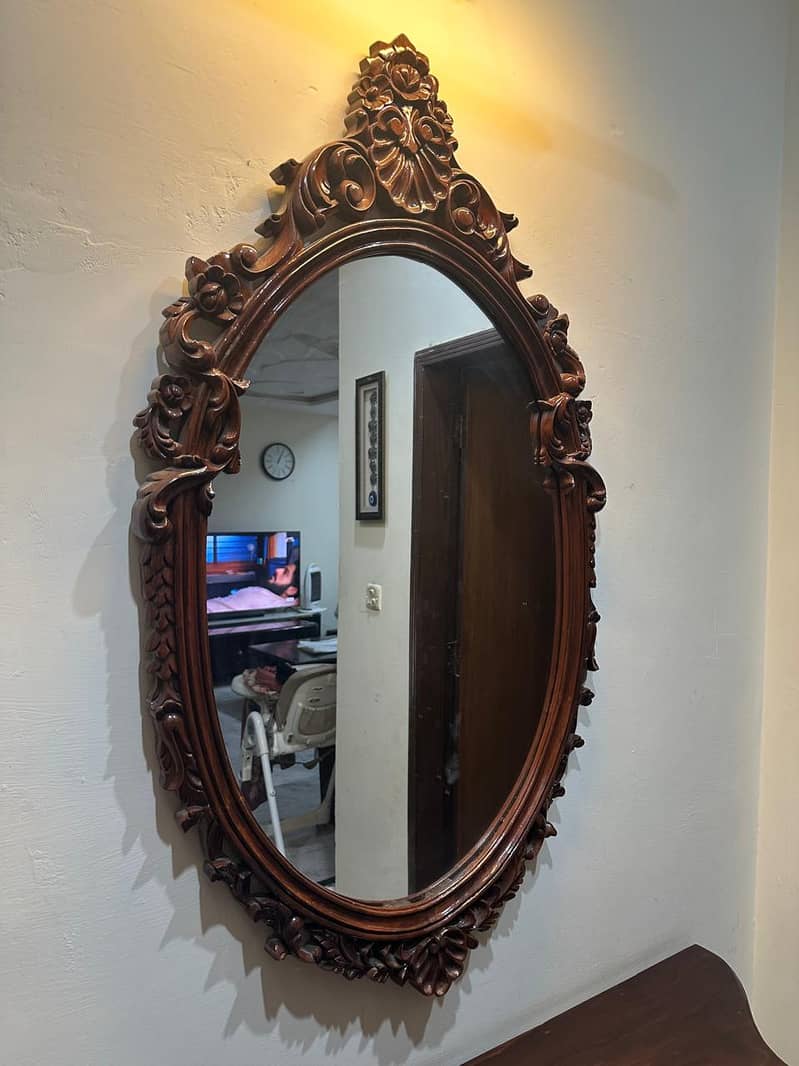 Sheeshum Wood Console With Mirror 4