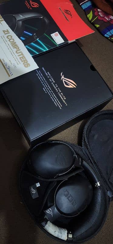 Asus rog Strix Go 2.4 Wireless Gaming Headphone 3