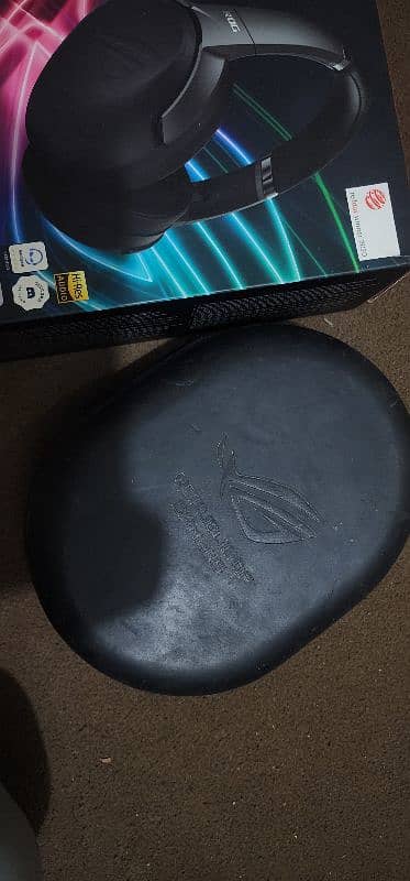 Asus rog Strix Go 2.4 Wireless Gaming Headphone 8