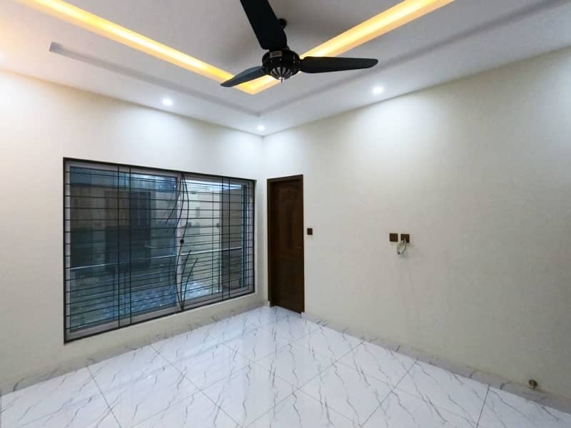 Sale A House In Lahore Prime Location 30