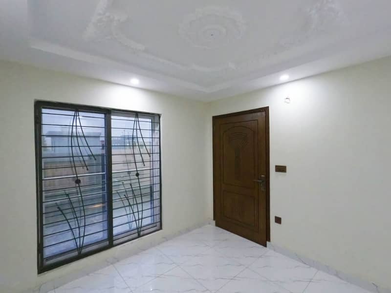 Sale A House In Lahore Prime Location 31