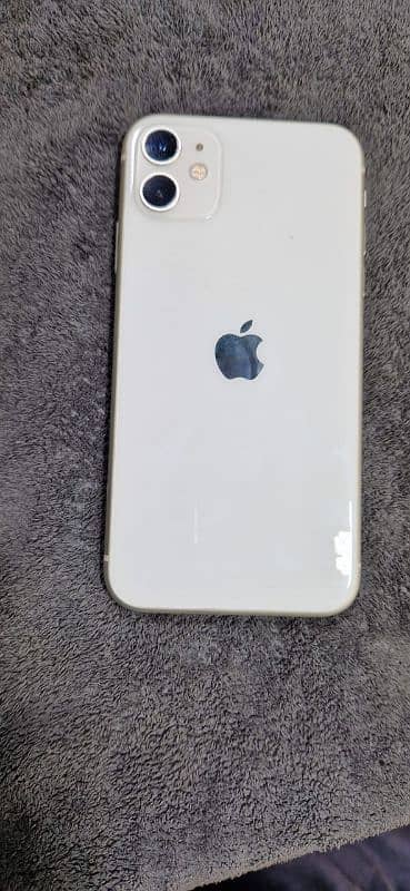 iphone 11 use 10/8 non pTA 0